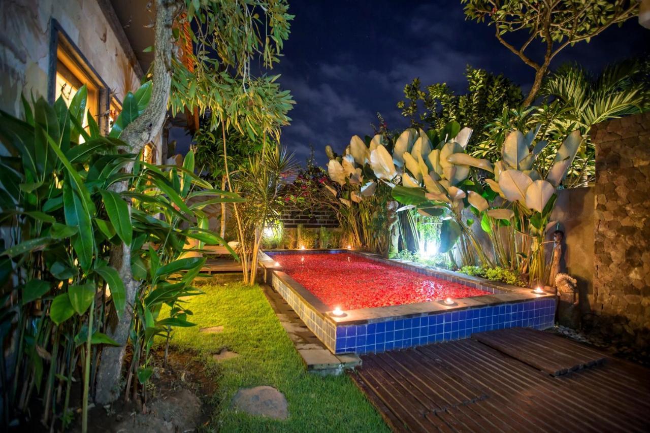 Asri Sari Ubud Villa & Resort ภายนอก รูปภาพ