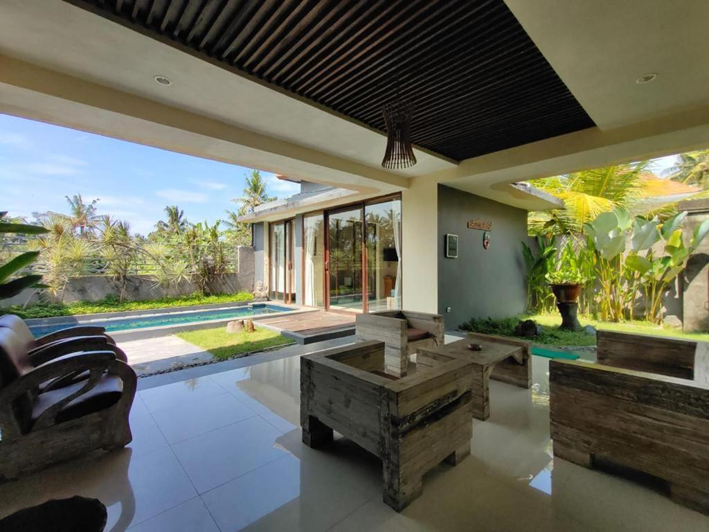 Asri Sari Ubud Villa & Resort ภายนอก รูปภาพ
