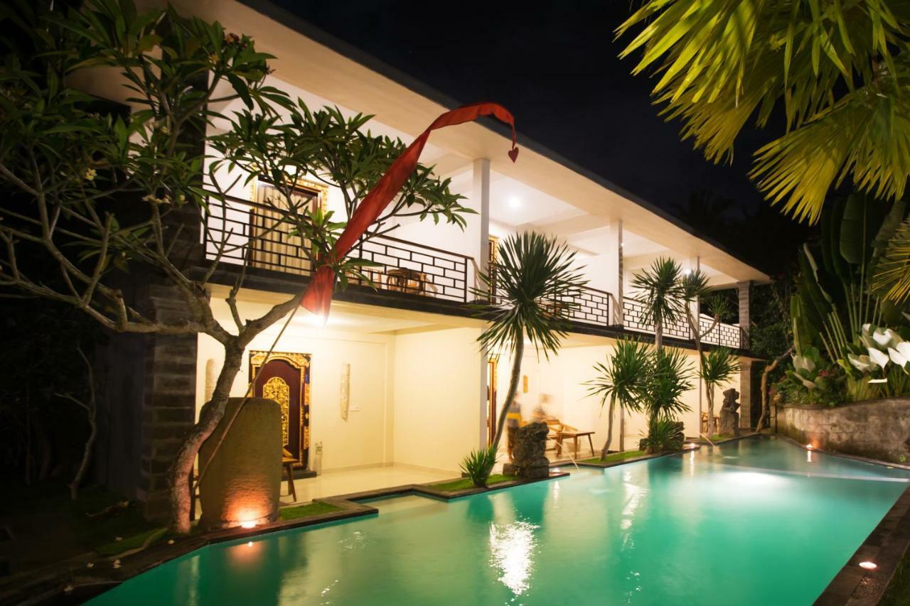 Asri Sari Ubud Villa & Resort ภายนอก รูปภาพ